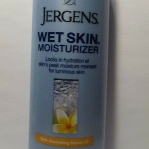 4 Jergens Wet Skin Moisturizer Lotion Monoi Oil